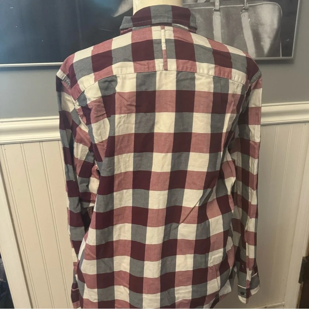Banana Republic Men’s Burgundy Gray Checkered Flannel Button Down Shirt Size L